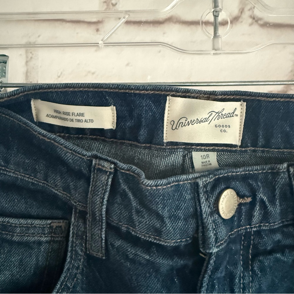 Universal Thread High Rise Flare Jeans - Picture 5 of 6